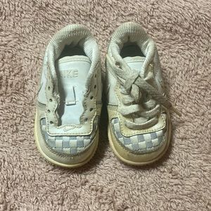Baby Vintage Nikes